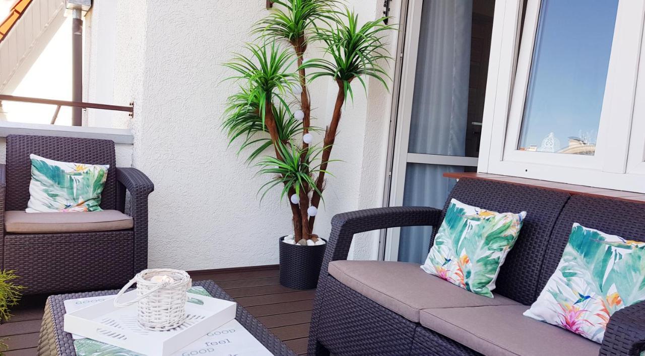 Apartament Z Garazem W Kolobrzegu Kołobrzeg Exterior foto